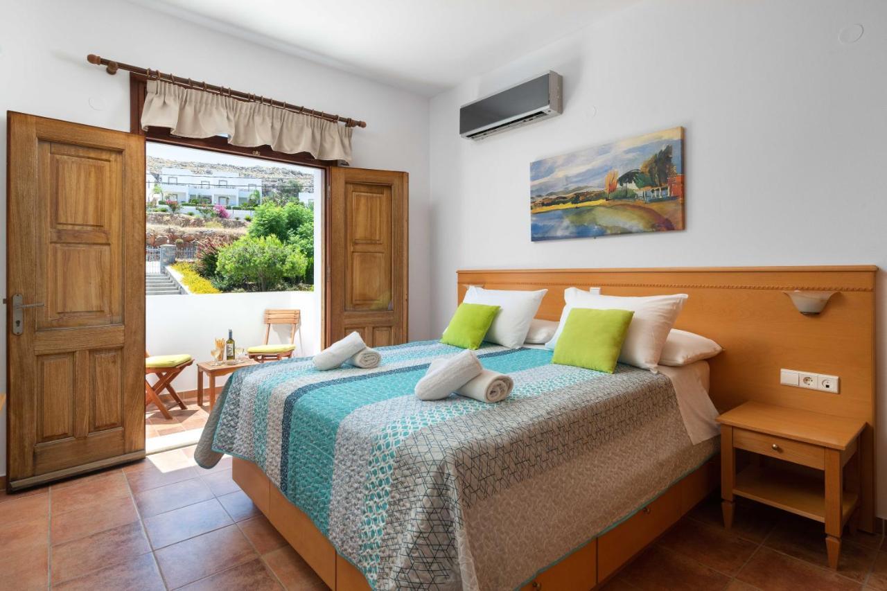 George'S Villas Lindos  Exterior photo